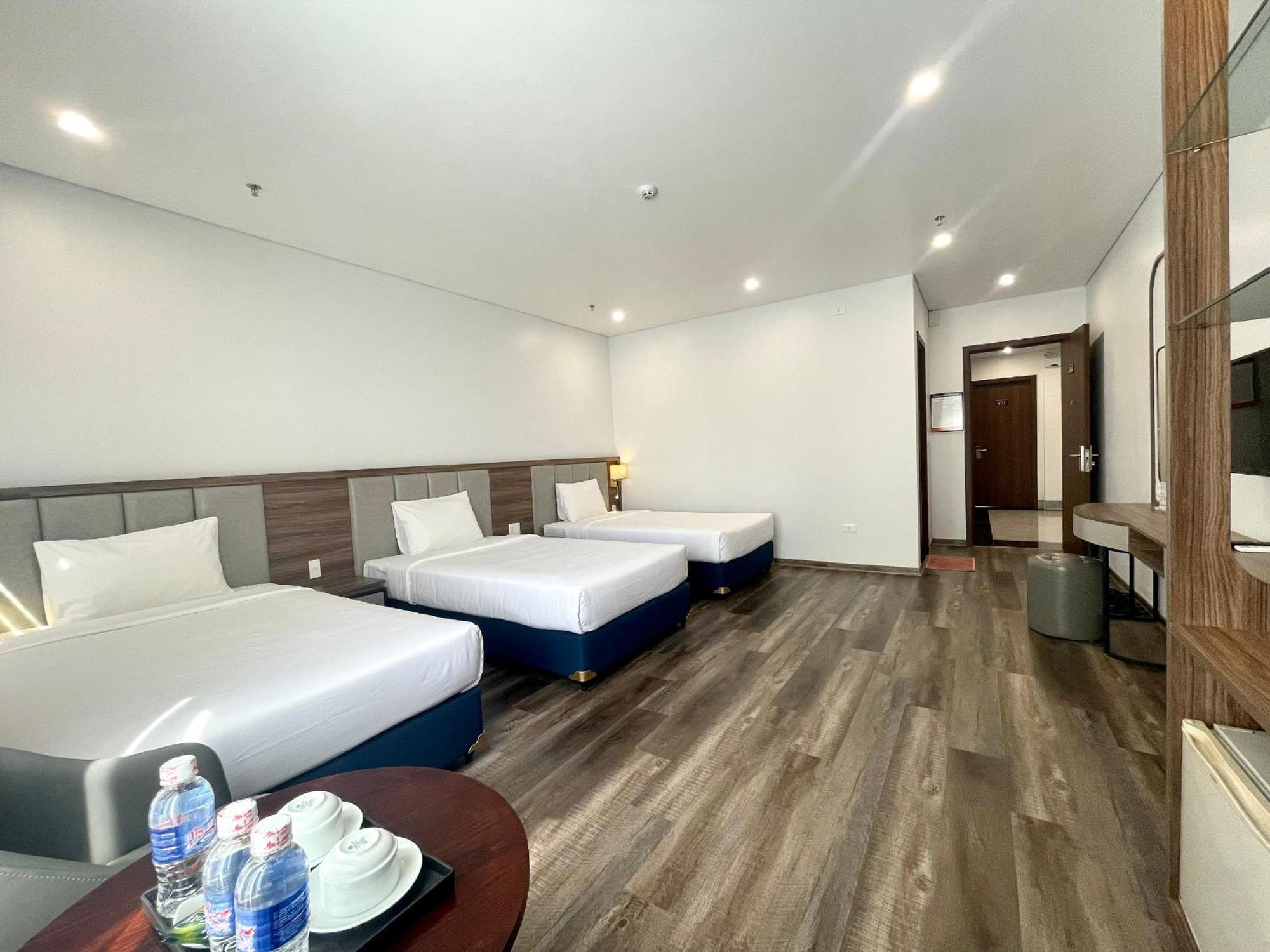 Central Halong Hotel Ha Long Exteriör bild