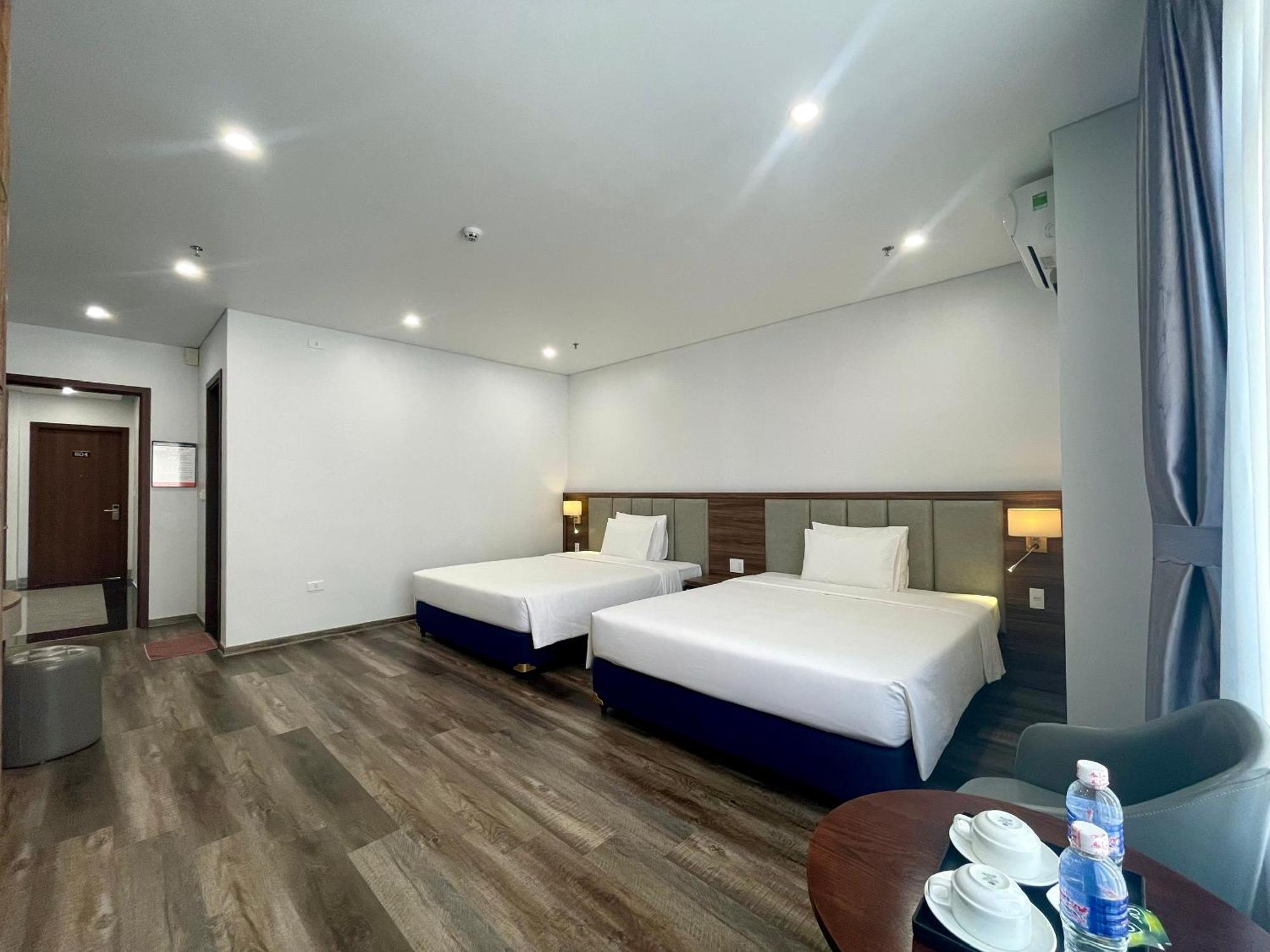 Central Halong Hotel Ha Long Exteriör bild