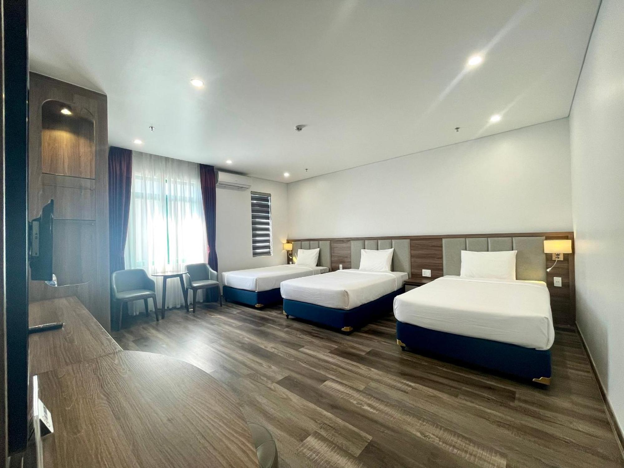 Central Halong Hotel Ha Long Exteriör bild
